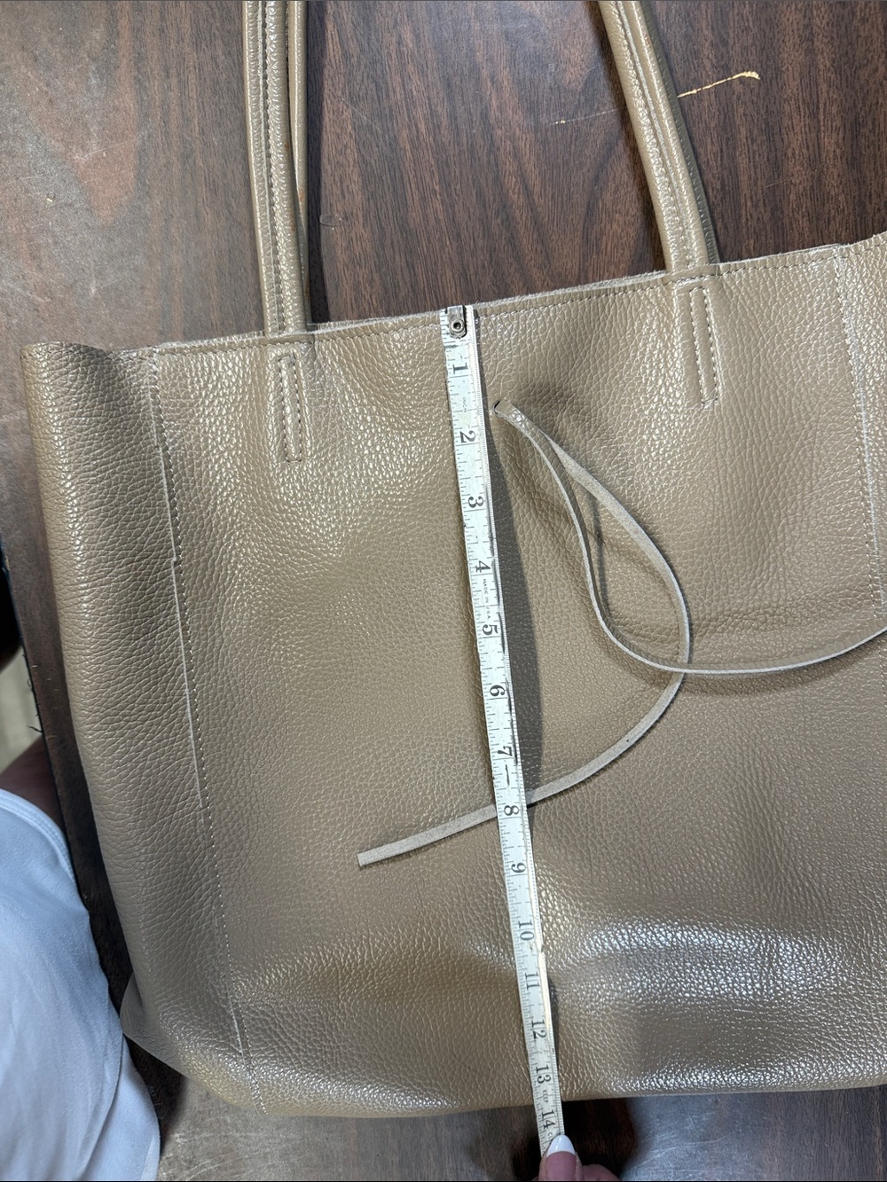 Classic Neutral Italian Leather Tote Bag - Taupe - Picture 5 of 8
